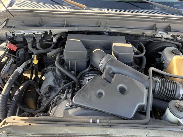 2011-ford-f350-sd-xlt-image-22