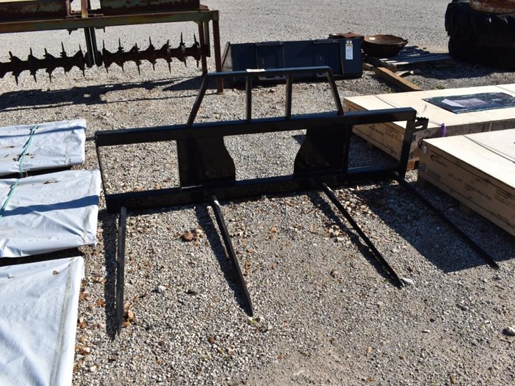 skid-steer-4-spear-hay-spear-image-1