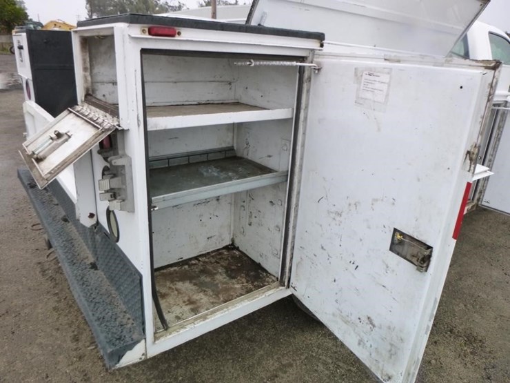 2007-chevrolet-3500-image-19