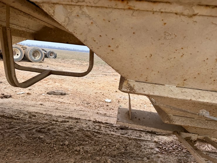 #38664-•-1981-40'-hopper-bottom-trailer-vin:-1i9sh4021by014529-image-24