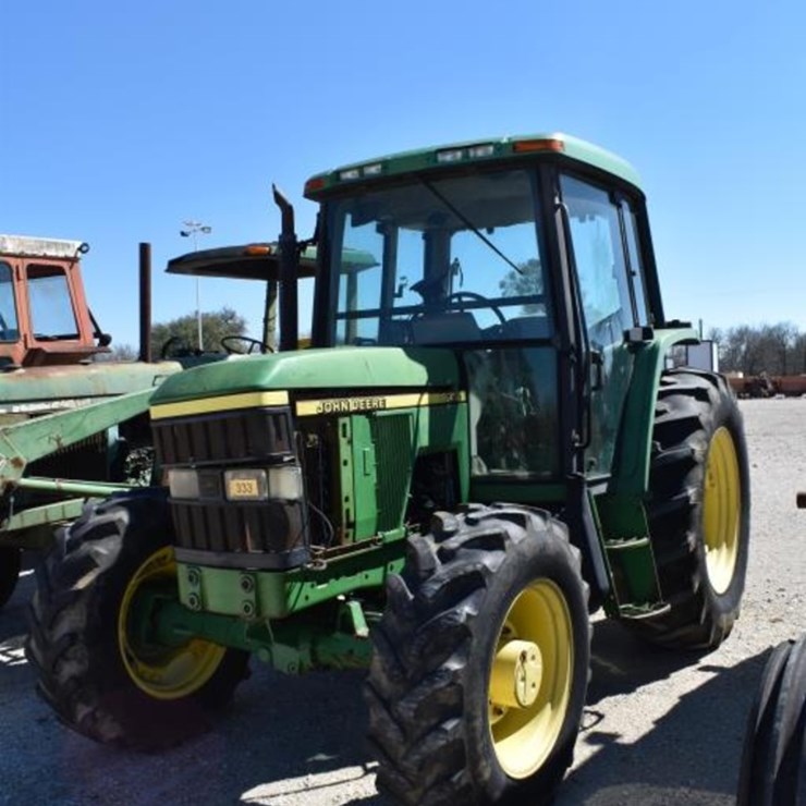 JOHN DEERE 6410