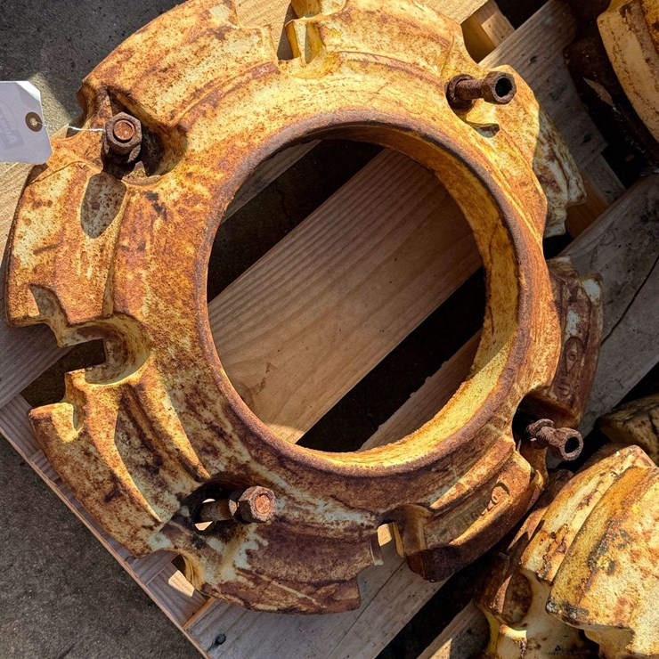 (1) John Deere Wheel Weight