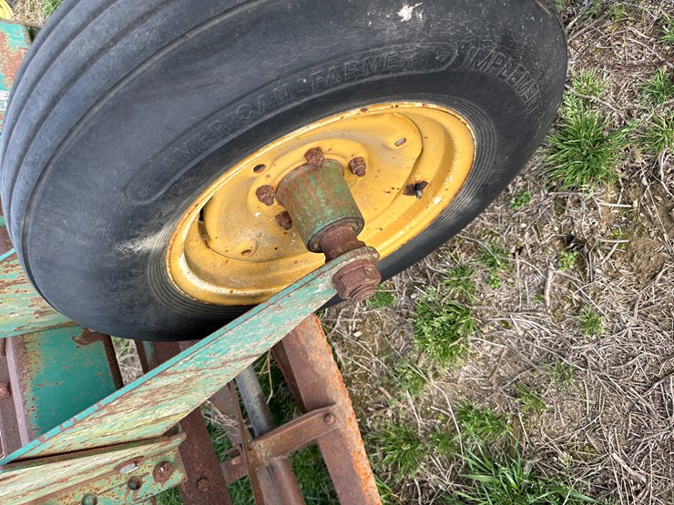 #38708-•-forrest-city-machine-works-26'-chopper-image-6