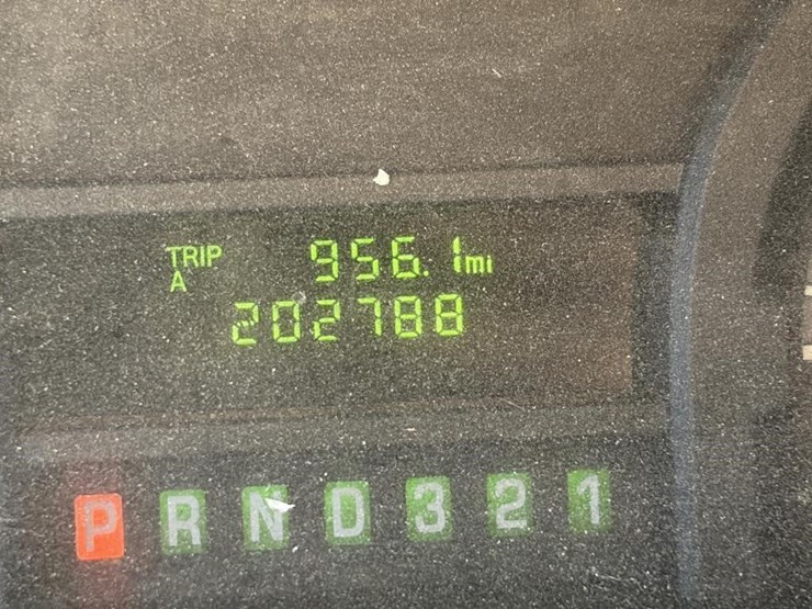 2013-ford-e350-image-14