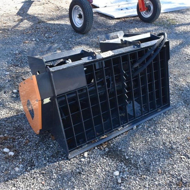 SKID STEER CONCRETE MIXER