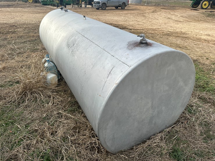 #38731-•-~1000gal-fuel-tank-image-4