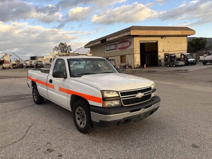 2006-chevrolet-1500-image-2