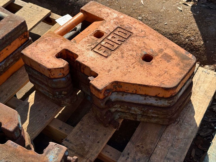 (4)-ford-suitcase-weights-image-2