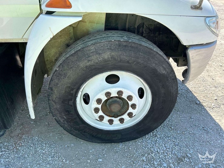 2010-international-durastar-4300-image-23