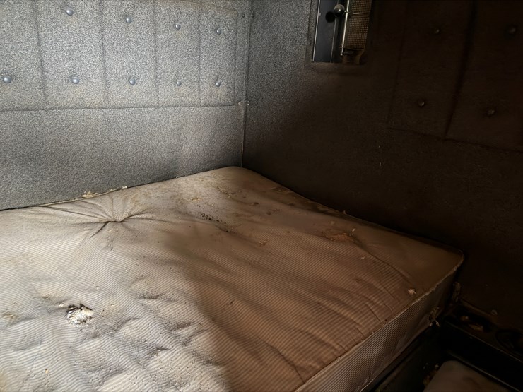 1990-international-9400-image-68