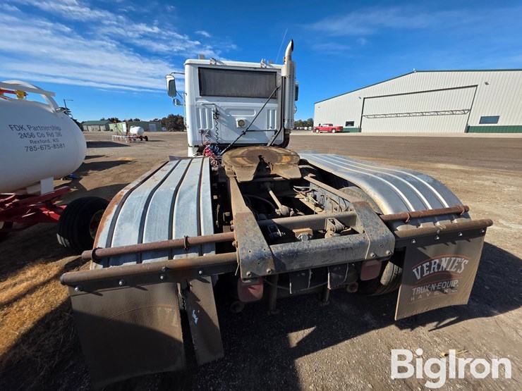 1990-white/gmc-wca64t-image-6