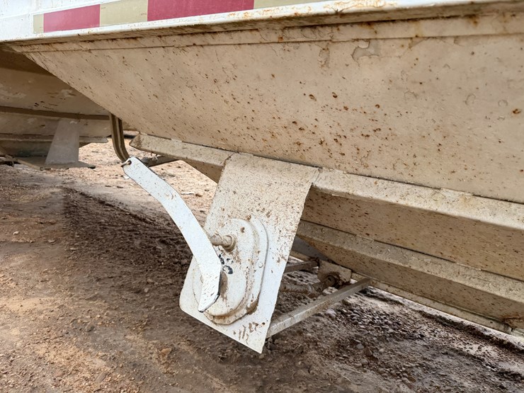 #38664-•-1981-40'-hopper-bottom-trailer-vin:-1i9sh4021by014529-image-23