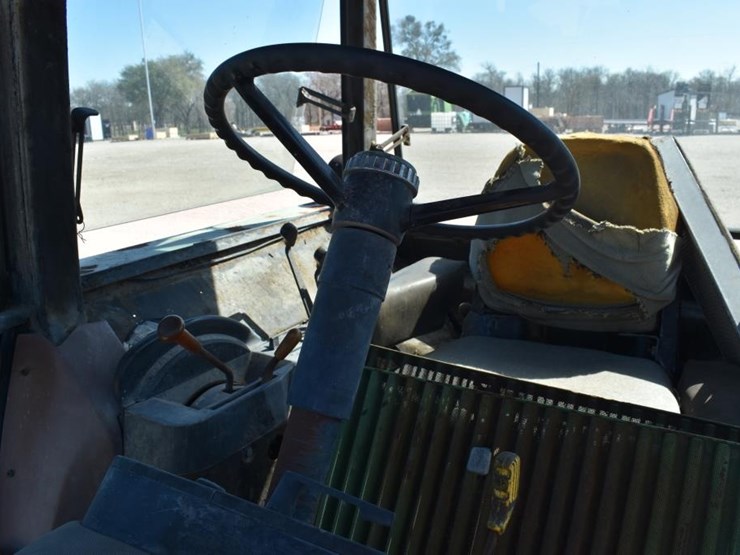 john-deere-4450-image-10