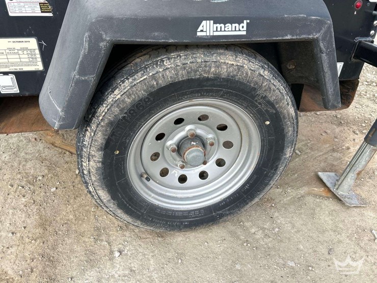 2019-allmand-bros-night-lite-v-series-image-17