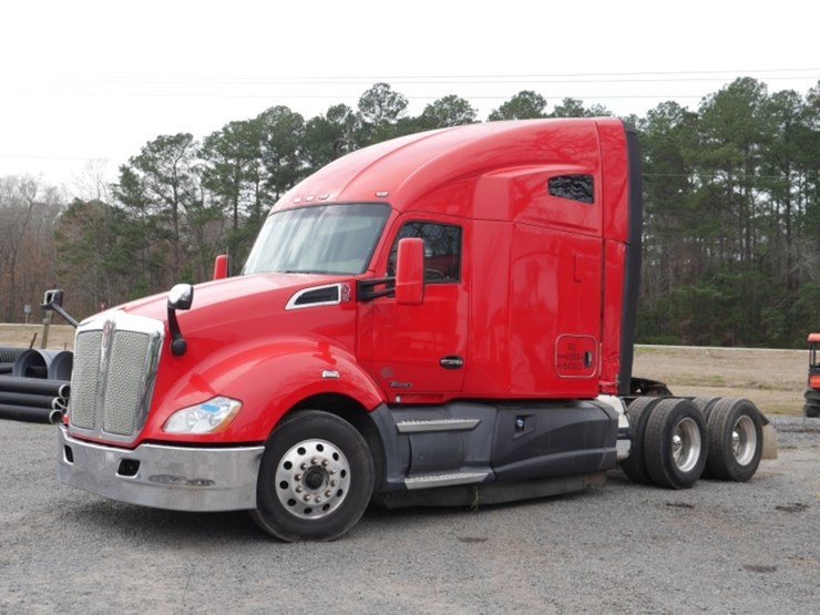 2016-kenworth-t680-image-2
