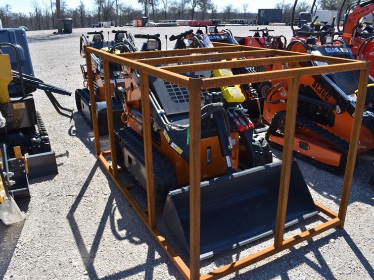 landhonor-lhr-me380xi-mini-skid-steer-(serial-#-2508166647)-image-2