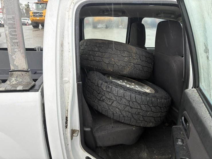 2012-chevrolet-colorado-image-9