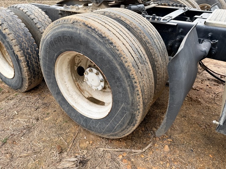 2007-international-9200i-image-10