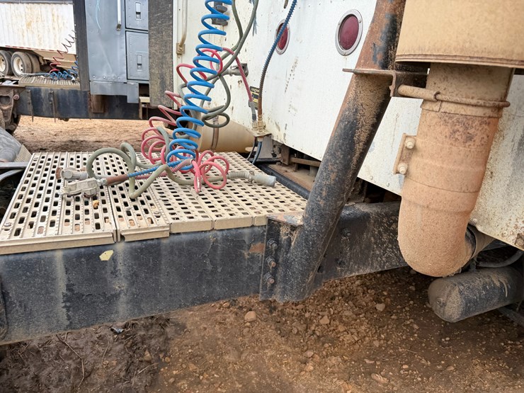 1996-international-9400-image-47