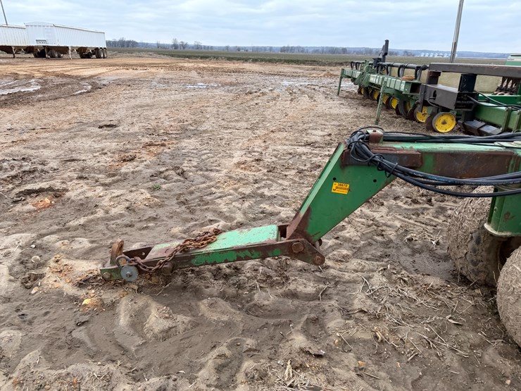 john-deere-1560-image-29