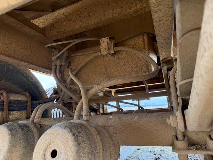 #38664-•-1981-40'-hopper-bottom-trailer-vin:-1i9sh4021by014529-image-16