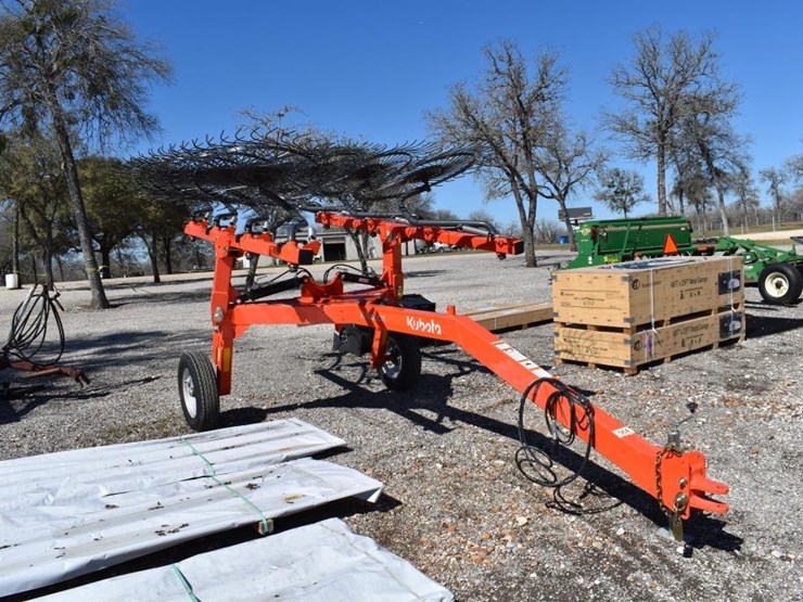 kubota-ra108cr-image-2