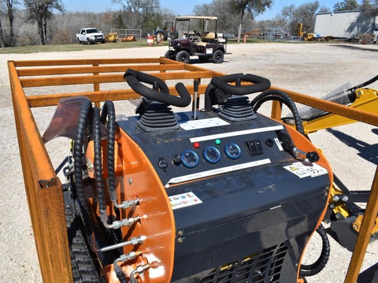 landhonor-lhr-me380xi-mini-skid-steer-(serial-#-2508166647)-image-6