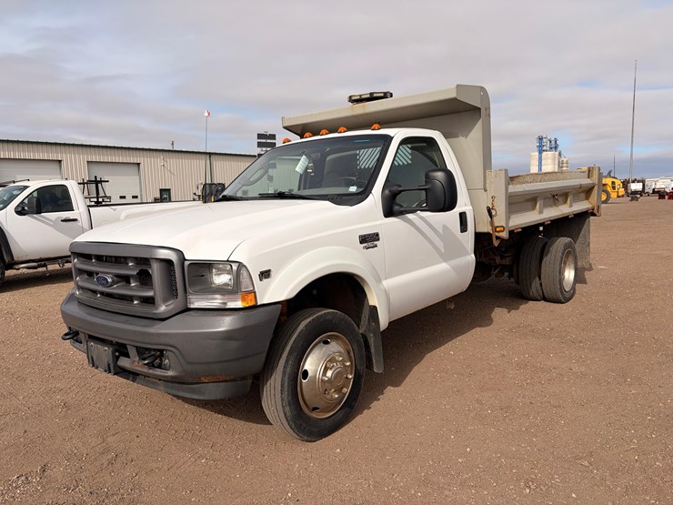 2003-ford-f550-image-1