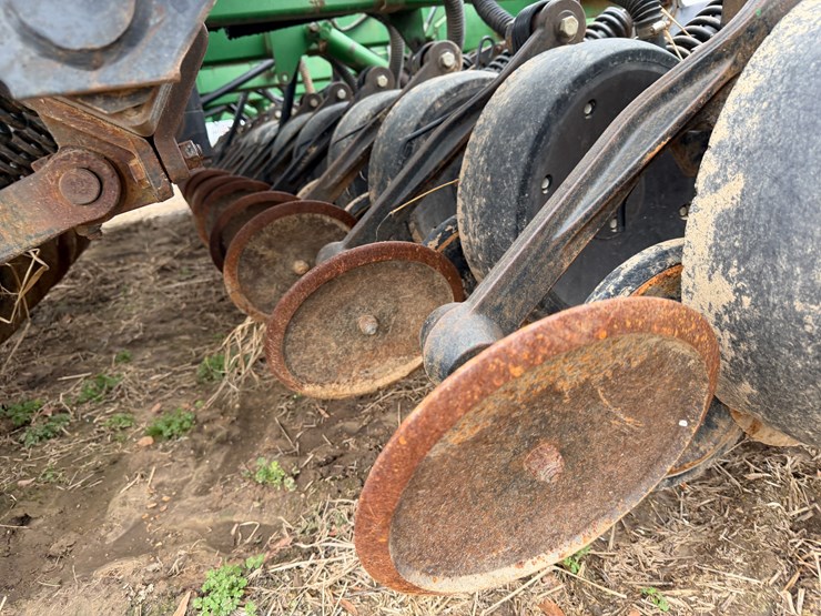 john-deere-1560-image-47