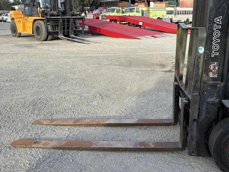 toyota-8fgu25-image-6