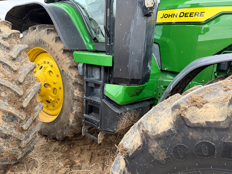 2022-john-deere-8r-280-image-45