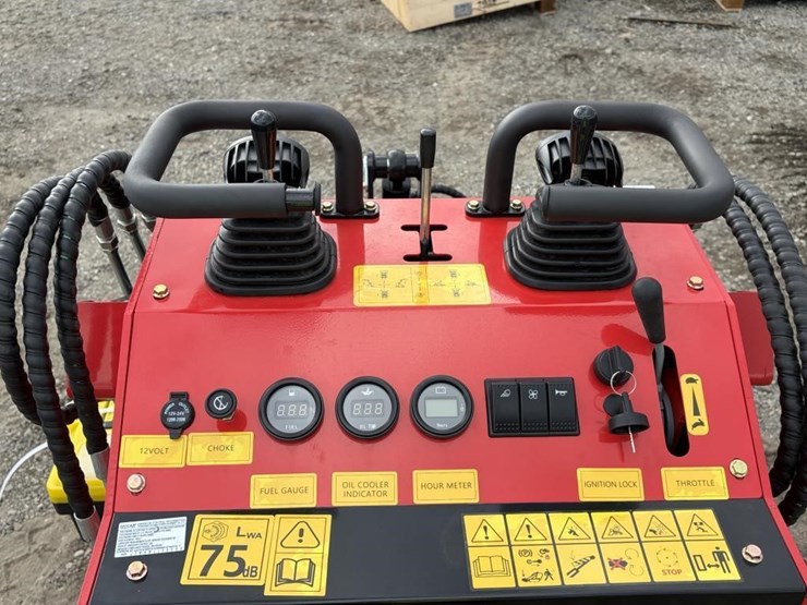 2025-sdlool-sl380c-skid-steer-loader-image-10