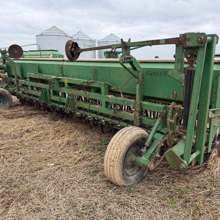 #38669 • Great Plains SPD20 20' Grain Drill