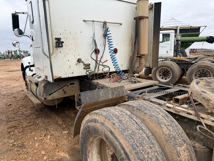 1996-international-9400-image-27