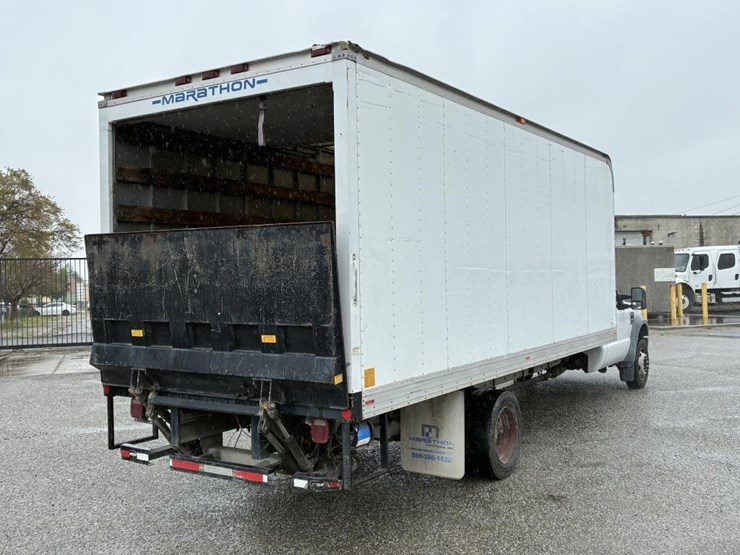 2010-ford-f550-image-3