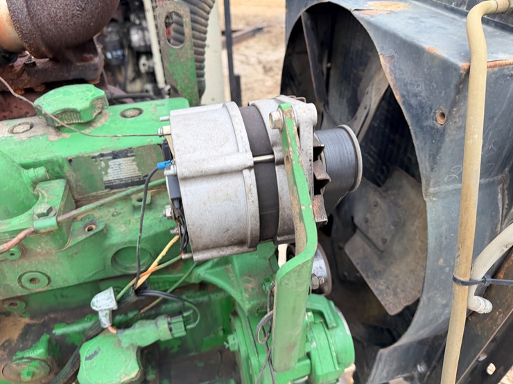 john-deere-4045t-image-26