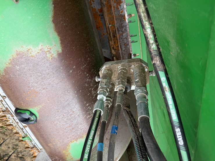 2012-john-deere-630f-image-39