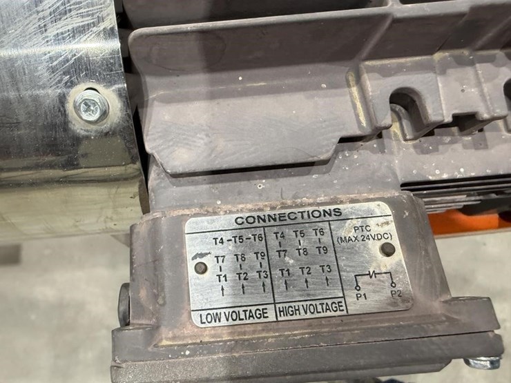 2024-multitek-24'-stacking-belt-conveyor-image-9