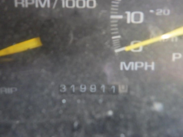 1998-chevrolet-2500-image-28