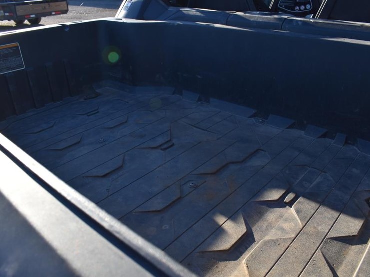 polaris-700-commander-(vin-#-8006hrd00)-(showing-appx-150-hours,-up-to-the-image-5