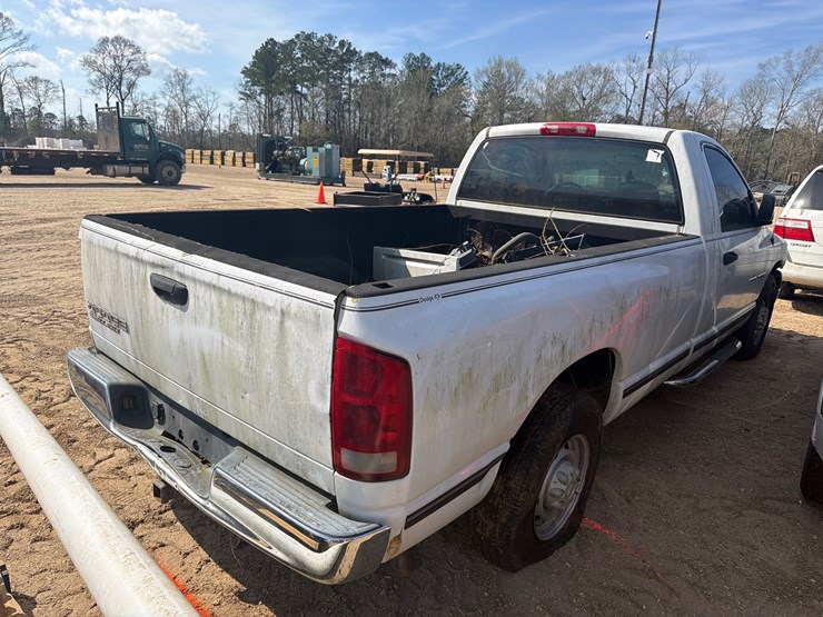 2003-dodge-2500-image-5