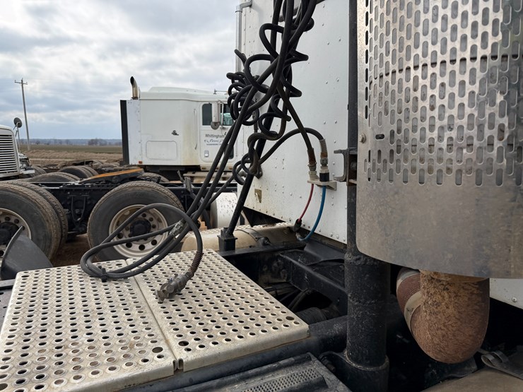 2007-international-9200i-image-42