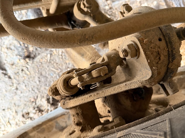 1996-international-9400-image-25