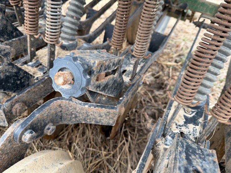 #38669-•-great-plains-spd20-20'-grain-drill-image-11