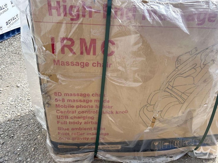 2025-irmc-8d-massage-chair-image-2