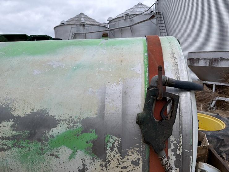 #38675-•-~950gal-t/a-fuel-trailer-image-18