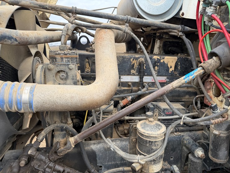 1995-cummins-m11-image-39