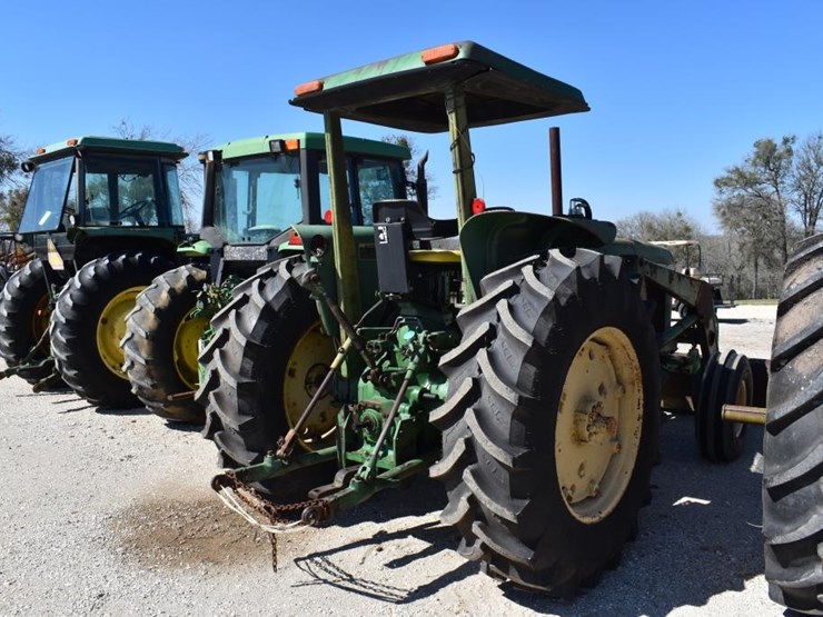 john-deere-2940-image-6