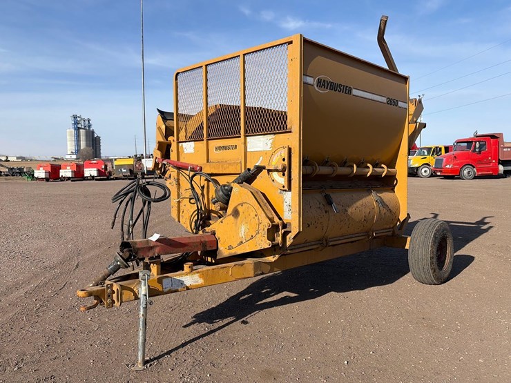 haybuster-2650-image-1