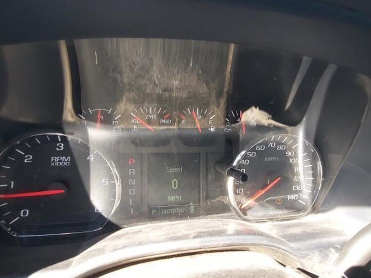 2018-chevrolet-2500-image-6